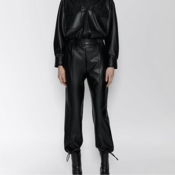 Zara Pants - ZARA Seamed Faux Leather Jogger Small Black Drawstring Hem #5612